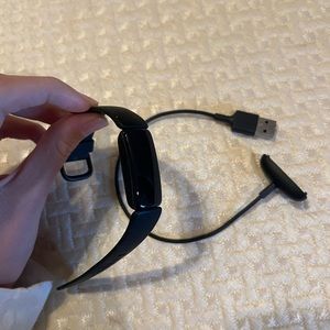 Fitbit Inspire 2 - only used once